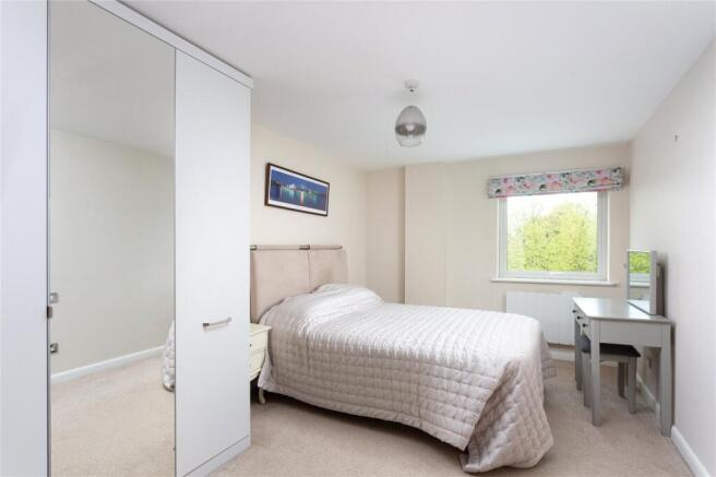 2 bed Apartment for sale Image 7