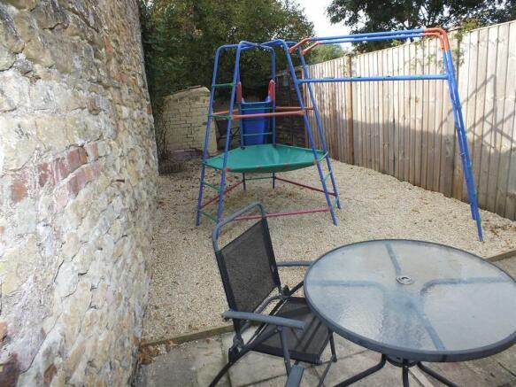 Photo 12