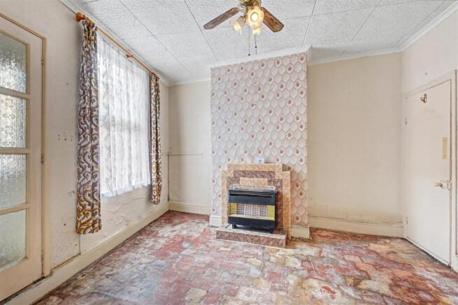 Dining Room (1).jpeg