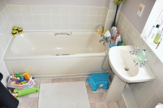 Photo 10