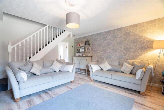 4 bed Detached for sale Image 4