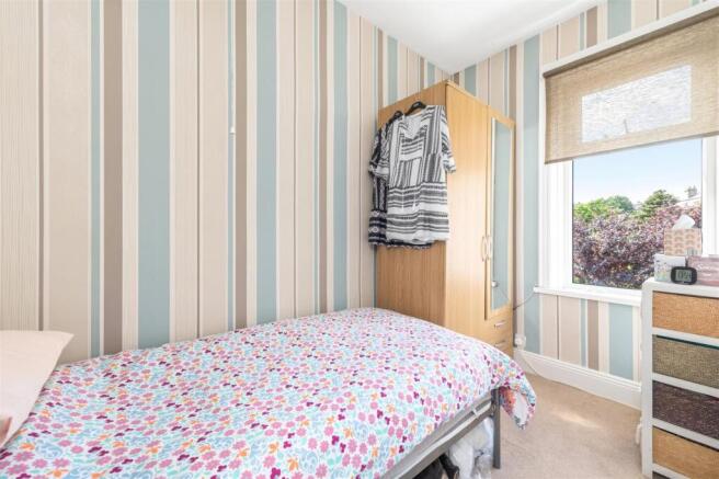 2 bed Terraced for sale Image 11