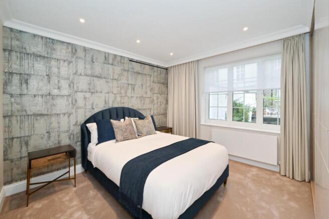 2-2-Red-Lion-Yard (7).JPG