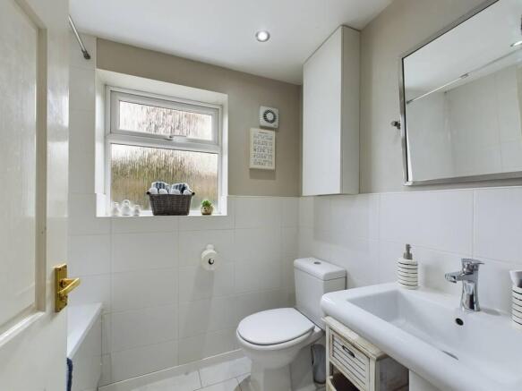 3 bed Terraced for sale Image 7