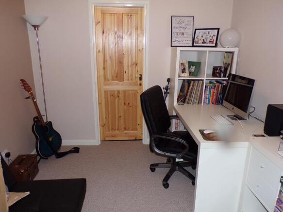 Photo 6