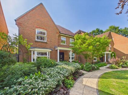Newbery Close, Caterham