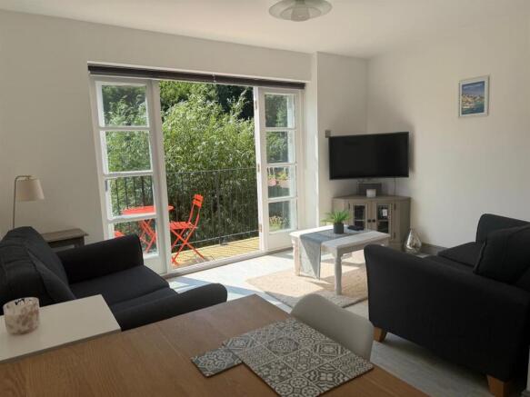 2 bed Town House for sale Image 8