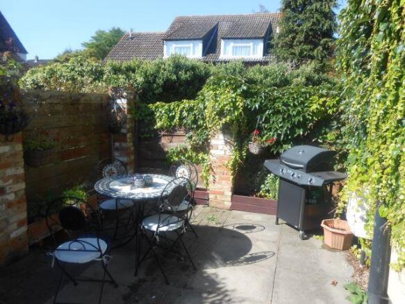 Garden/Patio Area