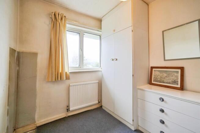 4 bed Detached for sale Image 10