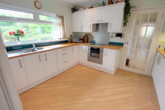 Kitchen 1