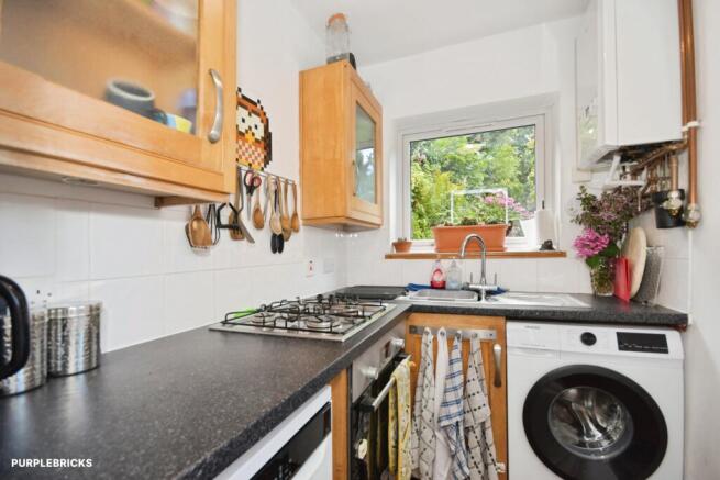 3 bed Terraced for sale Image 7