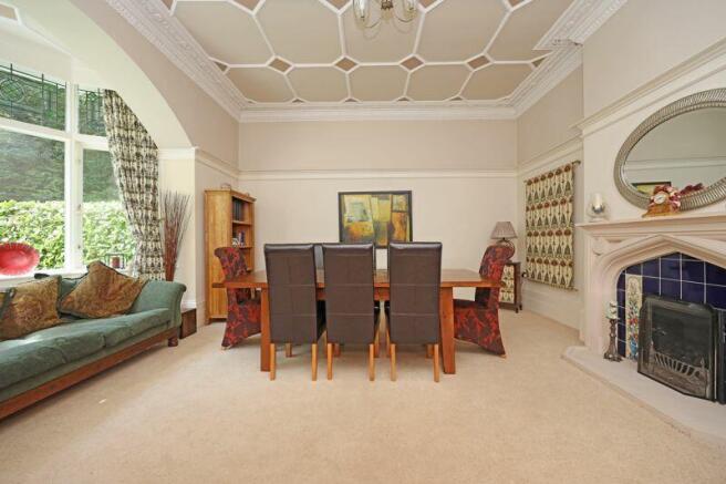 Dining/Sitting Room