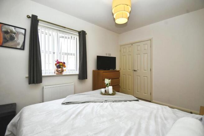 2 bed Terraced for sale Image 10