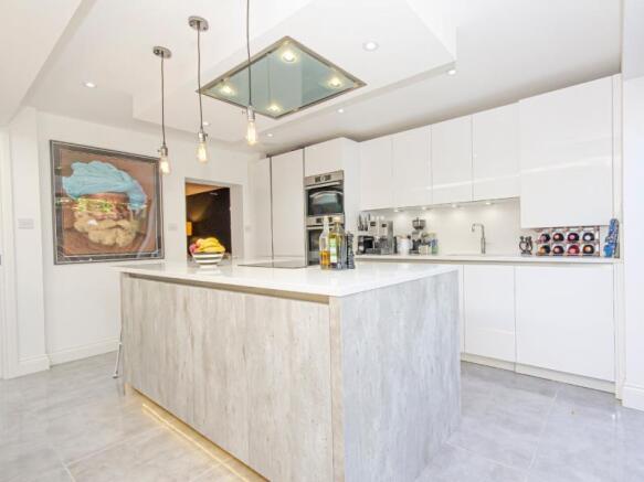 Kitchen b