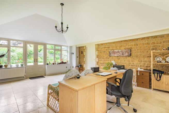 8505252-interior07.jpg