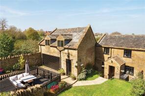 31 Castle Cottage, Castle Street, Stoke-sub-hamdon TA14 6RF