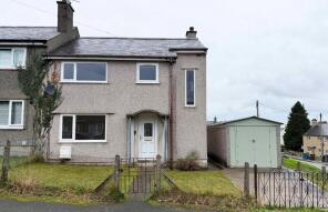 46, Bro Rhythallt Estate, Caernarfon LL55 4AU