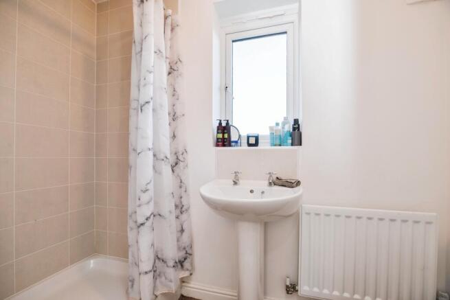 3 bed Detached for sale Image 12