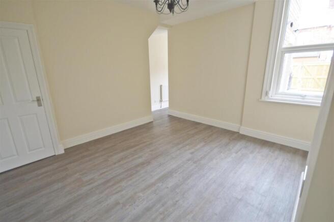 3 bed Terraced for sale Image 6