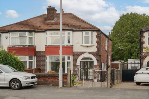 Mauldeth Road West, Chorlton