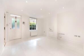 32, De Walden House, Allitsen Road, London NW8 7BA