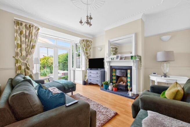 3 bed Semi-Detached to rent Image 11
