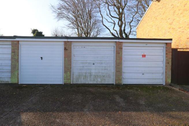 Garage.JPG