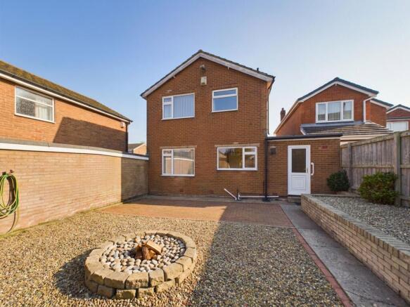Falstone Avenue, Newcastle Upon Tyne, NE15 photo 4
