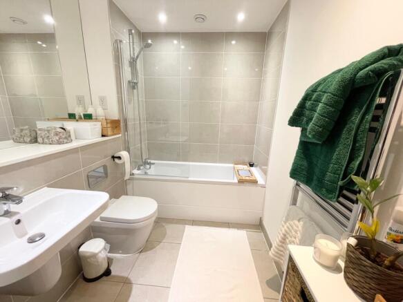 Main Bathroom