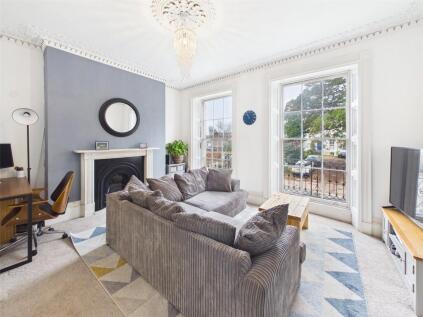 London Road, Cheltenham, Gloucestershire, GL52