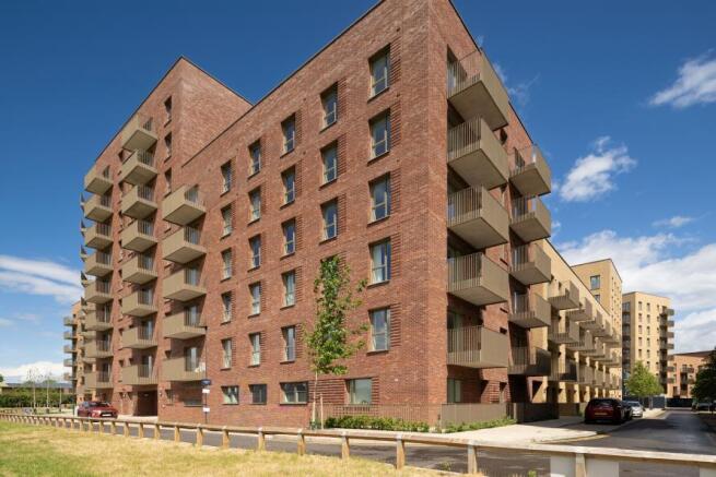 Lampton Parkside - External - Block F1