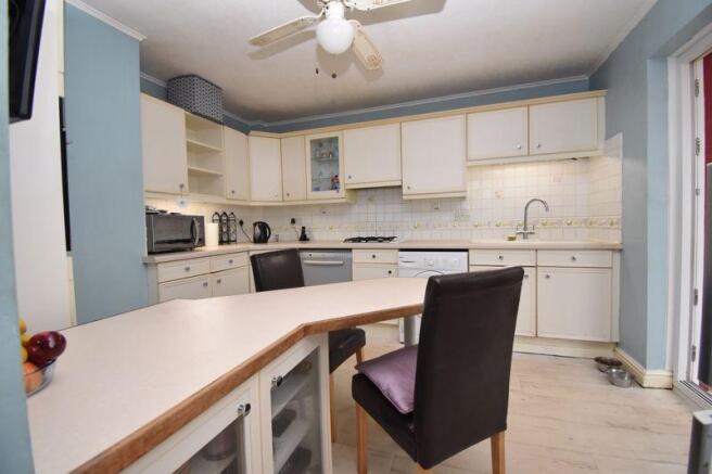 Kitchen diner