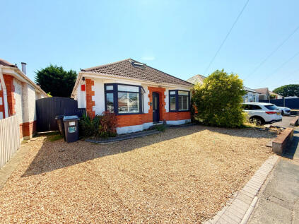 Middle Road, Bournemouth, BH10 5