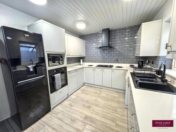 Awelon, Towyn , Conwy, LL22 photo 3