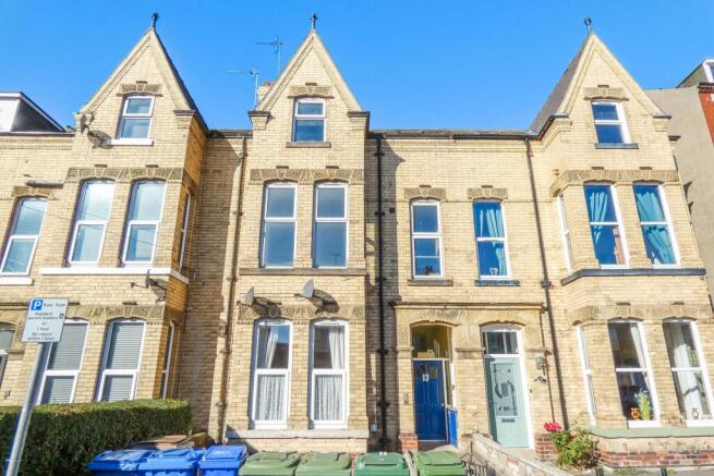 Flat 2, 13 Flamborough Road, Bridlington, East Yorkshire, YO15 2HU