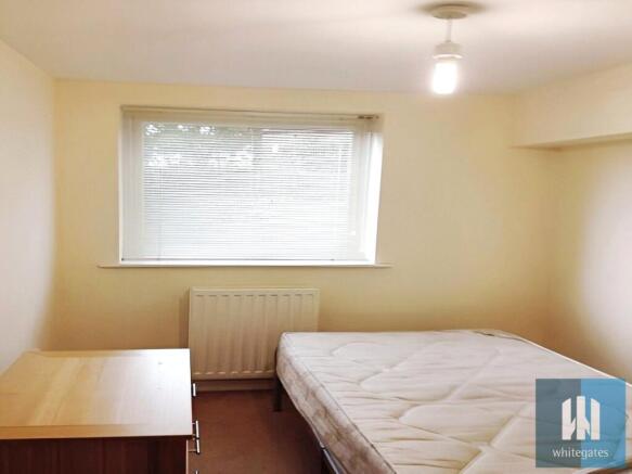 2 bed Apartment to rent Image 5