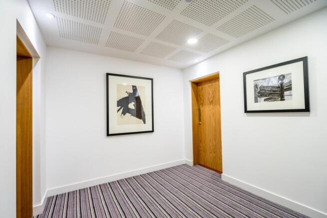 2 bed Apartment for sale Image 12