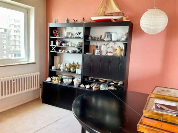 Dining Area.jpg