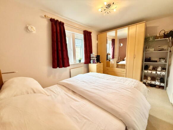 2 bed Terraced for sale Image 10