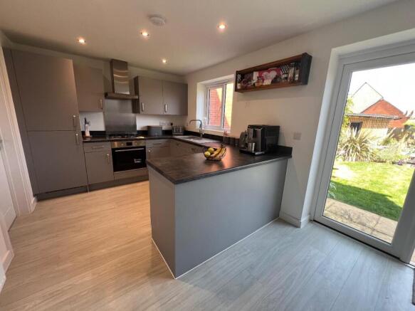Kitchen/dining Room