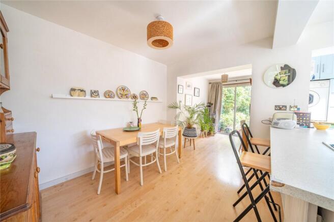 2 bed Semi-Detached for sale Image 4