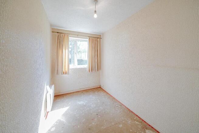 2 bed Ground Flat for sale Image 9