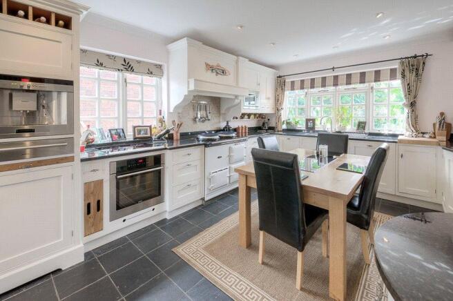 Kitchen/Breakfast