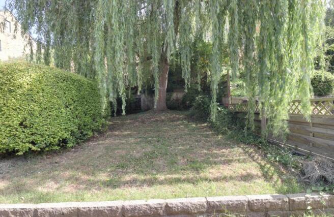 3 bed Terraced for sale Image 2