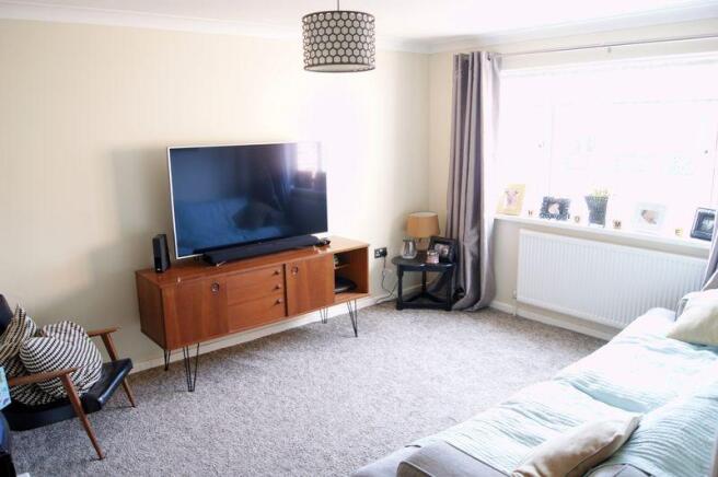 lounge pic 1
