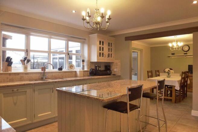 Kitchen/Breakfast