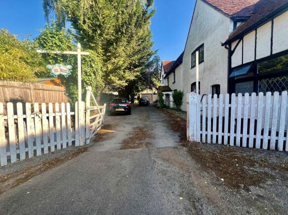 DRIVEWAY2ARLING
