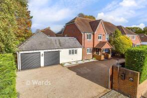 Oakfield House, Lenham Road, Maidstone ME17 1LZ