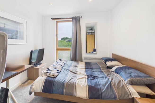 2 bed Apartment for sale Image 10