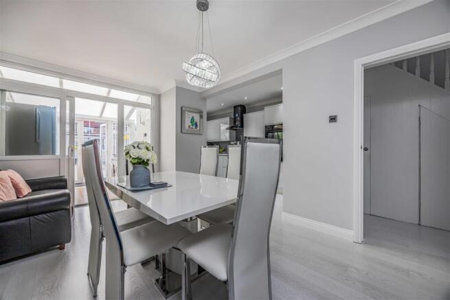 61 Magdalen Road, Hilsea-Small-PorticoMarketing-So